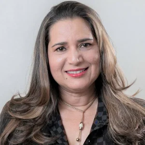 Dra. Luz Rosa Estrella