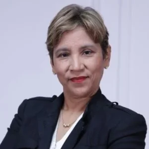 Dra. Esther Morales Urbina